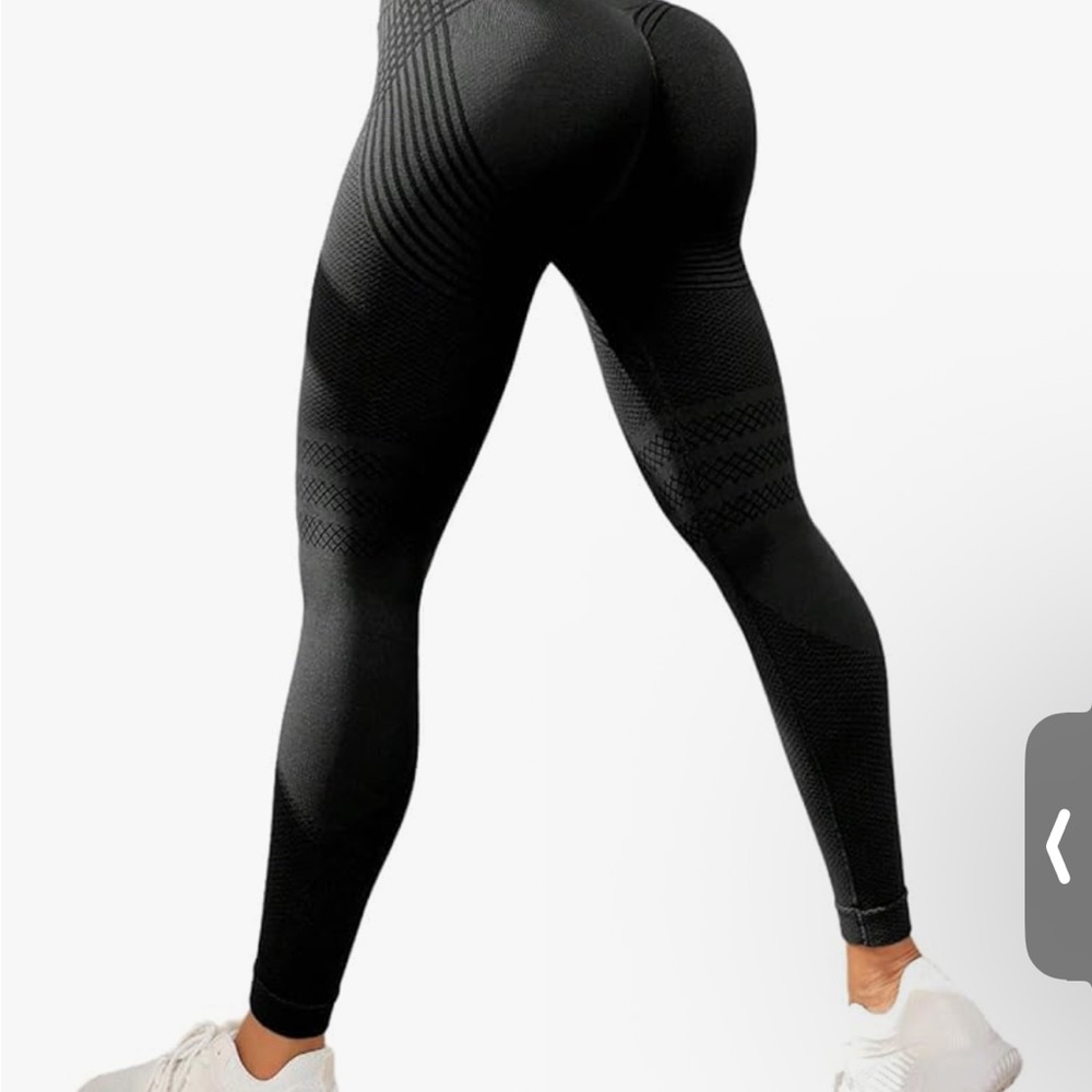 Seamless Black Leggings
